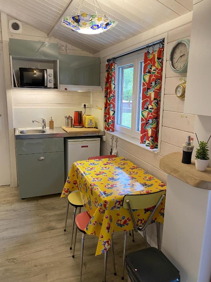 Bed and Breakfast Le Cabanon De Chessy Экстерьер фото