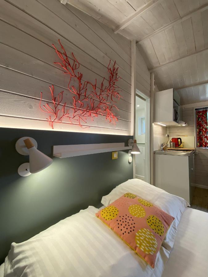 Bed and Breakfast Le Cabanon De Chessy Экстерьер фото