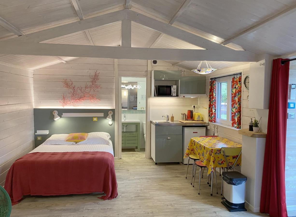Bed and Breakfast Le Cabanon De Chessy Экстерьер фото